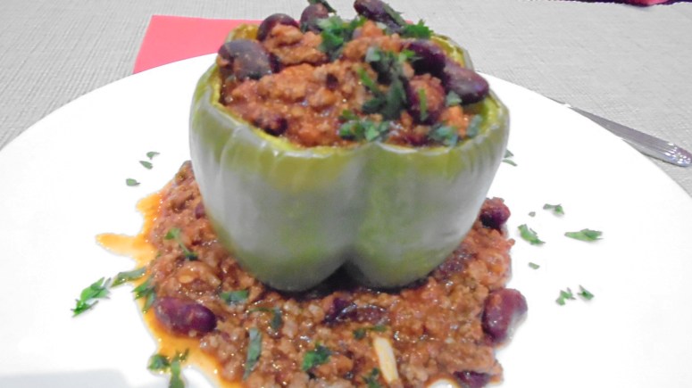 chjli-con-carne-facon-poivron-farcie-1