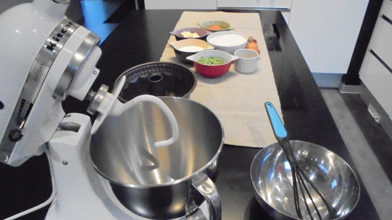 Kougelhopf au saumon fumé et petit pois (5)