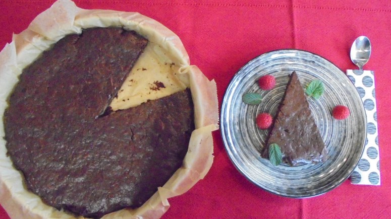 Moelleux au chocolat , carottes et amandes éfflées (25)